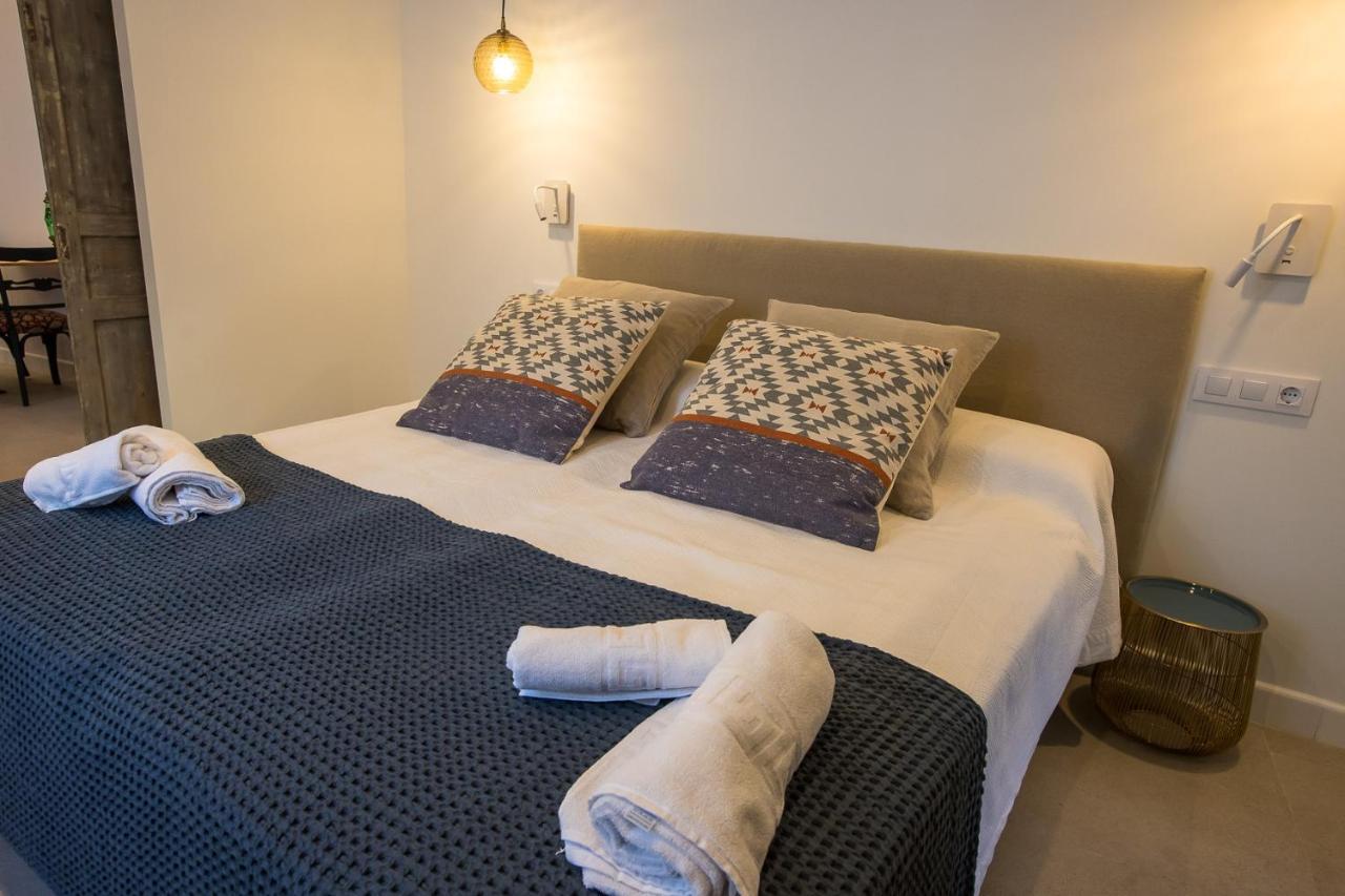 Apartamentos San Salvador Parking Gratis メリダ エクステリア 写真