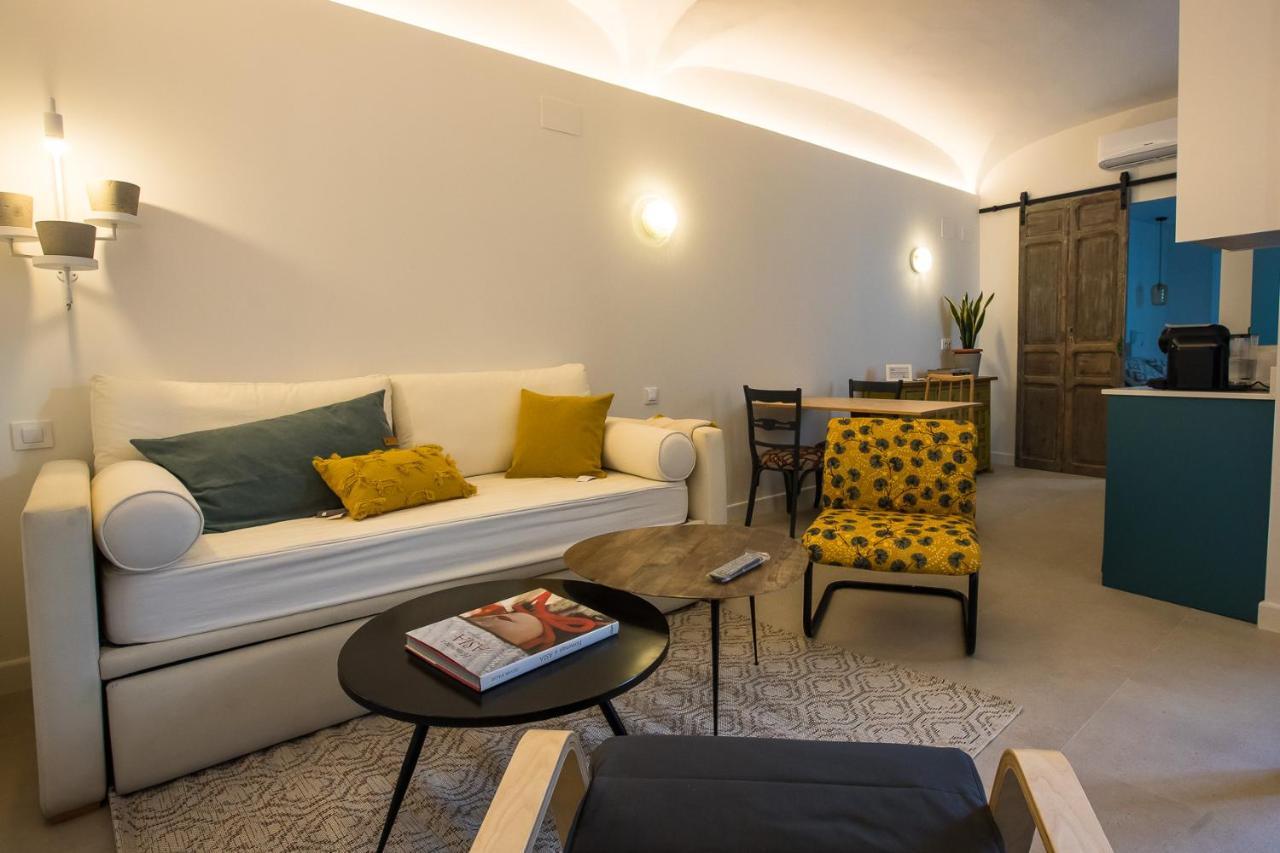 Apartamentos San Salvador Parking Gratis メリダ エクステリア 写真